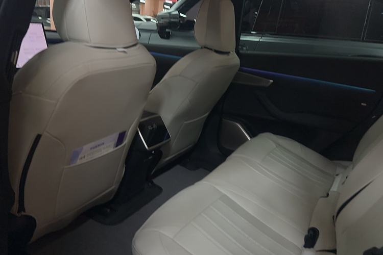 Used ONVO L60 2024 60 kWh Rear-Drive Version Interior 1