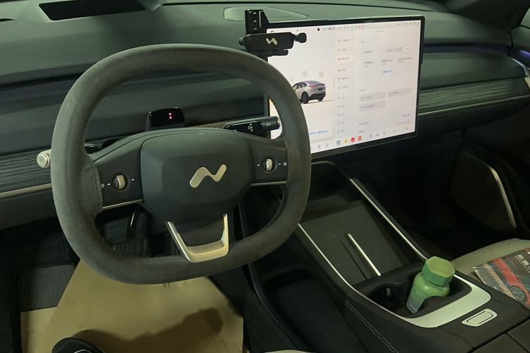 Used ONVO L60 2024 60 kWh Rear-Drive Version Interior 3
