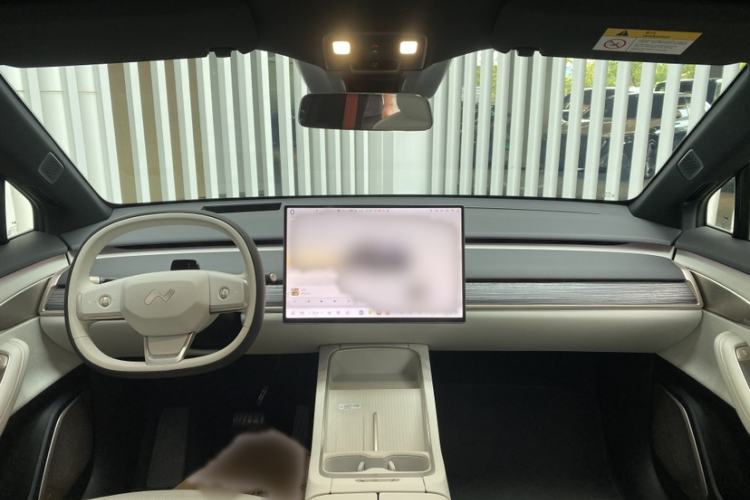 Used ONVO L60 2024 60 kWh Rear-Drive Version Interior 3