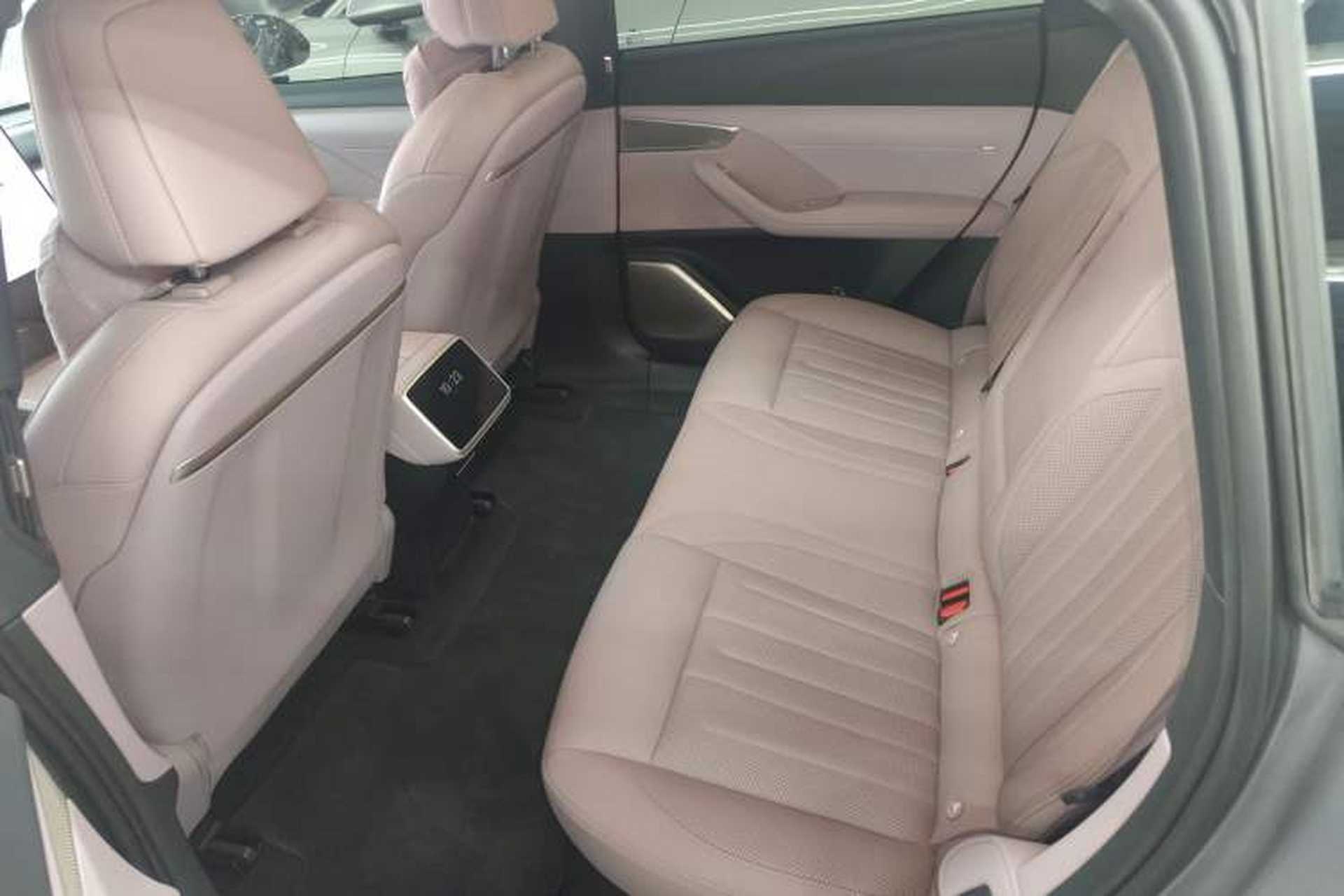 Used ONVO L60 2024 60 kWh Rear-Drive Version Interior 4