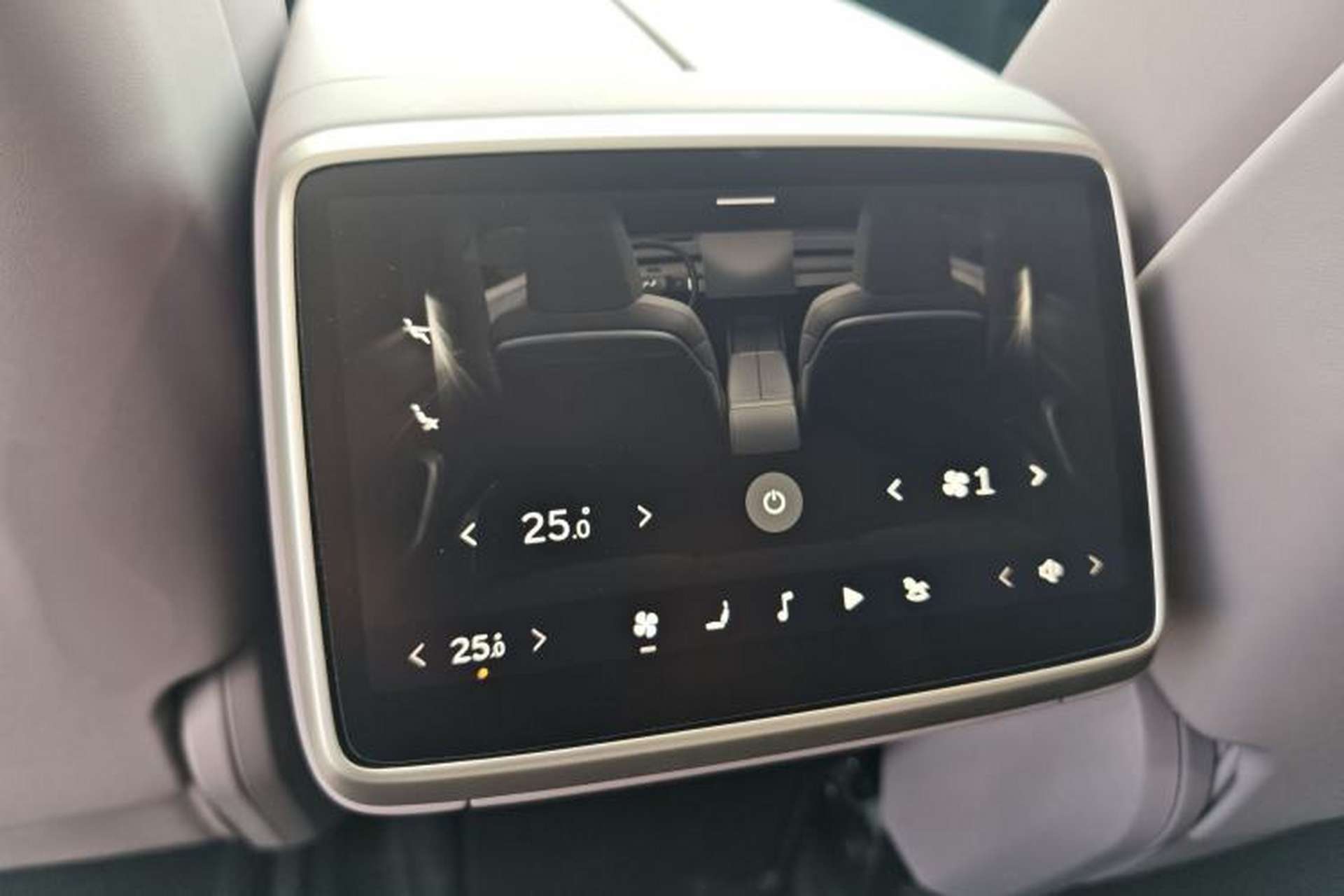 Used ONVO L60 2024 60 kWh Rear-Drive Version Interior 5