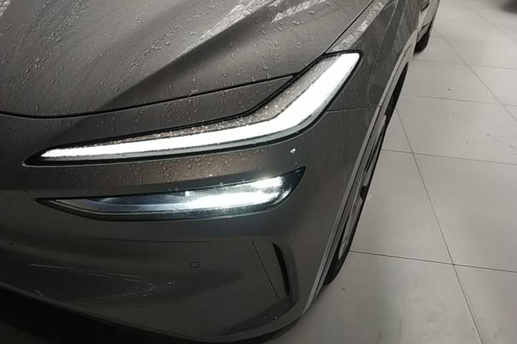 Used ONVO L60 2024 60 kWh Rear-Drive Version Left Front Headlight