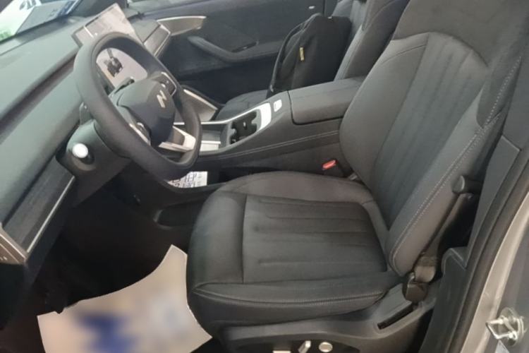 Used ONVO L60 2024 60 kWh Rear-Drive Version Left Front Seat
