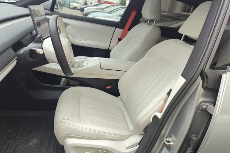 Used ONVO L60 2024 60 kWh Rear-Drive Version Left Front Seat