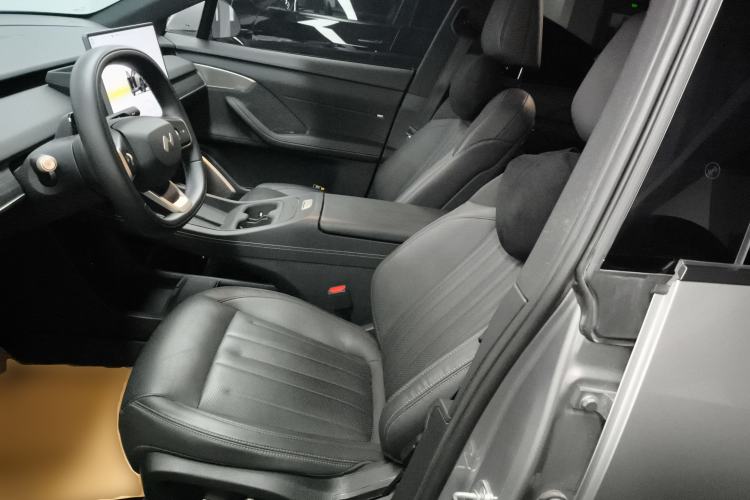 Used ONVO L60 2024 60 kWh Rear-Drive Version Left Front Seat