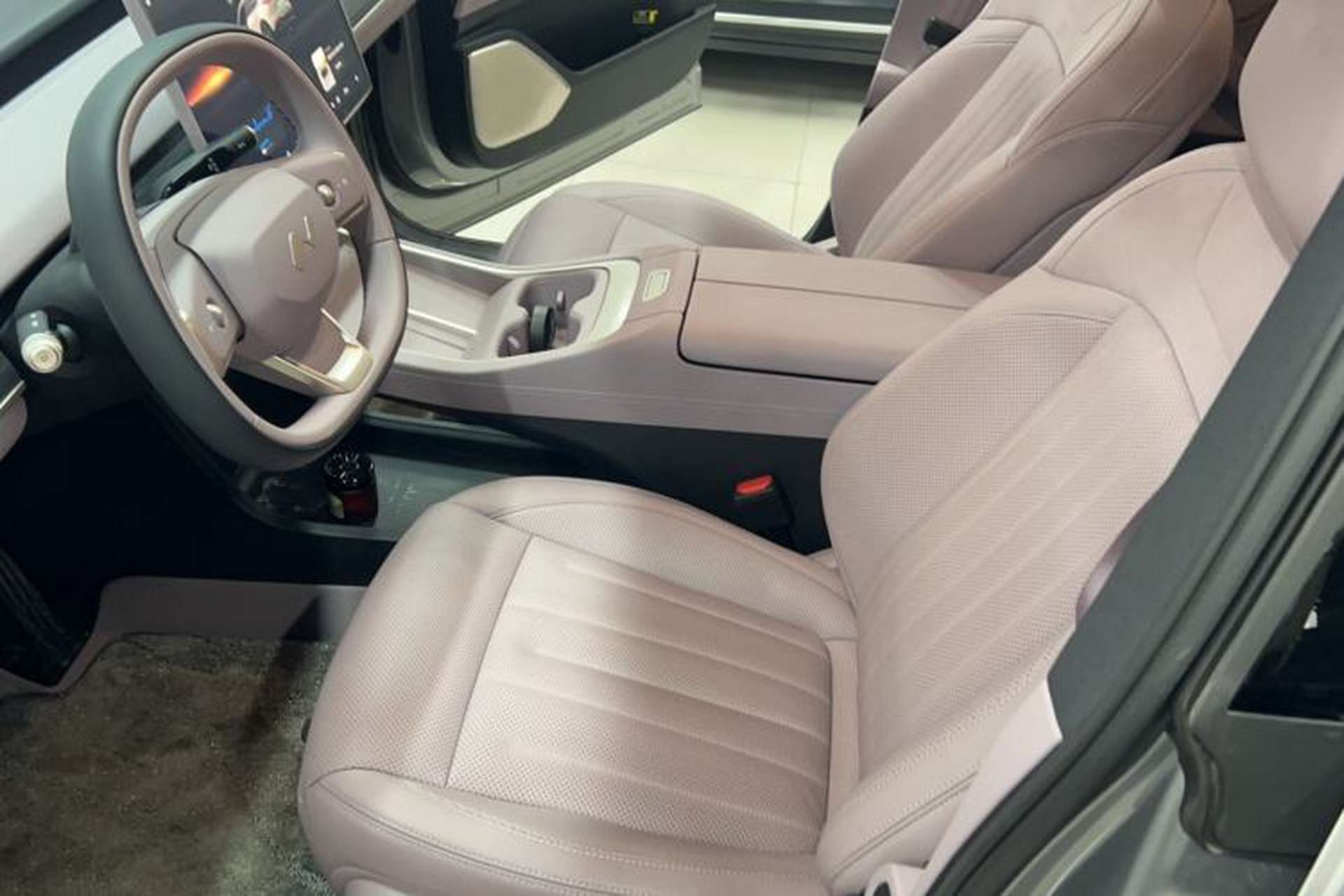 Used ONVO L60 2024 60 kWh Rear-Drive Version Left Front Seat