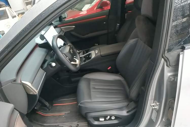 Used ONVO L60 2024 60 kWh Rear-Drive Version Left Front Seat