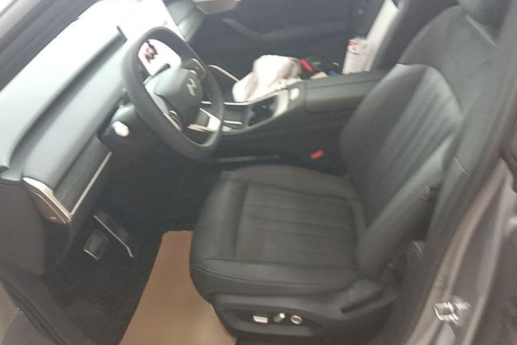 Used ONVO L60 2024 60 kWh Rear-Drive Version Left Front Seat