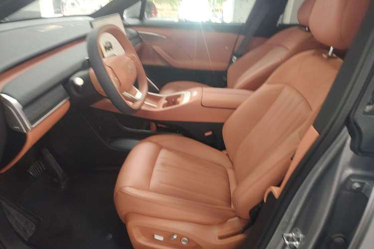Used ONVO L60 2024 60 kWh Rear-Drive Version Left Front Seat
