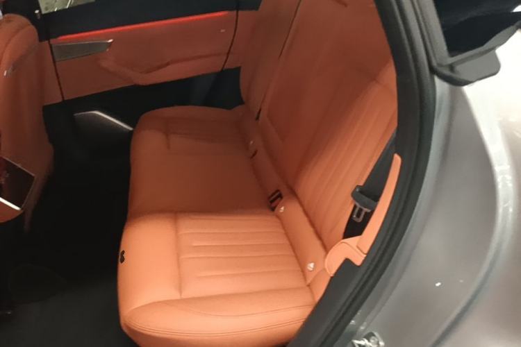Used ONVO L60 2024 60 kWh Rear-Drive Version Left Rear Seat