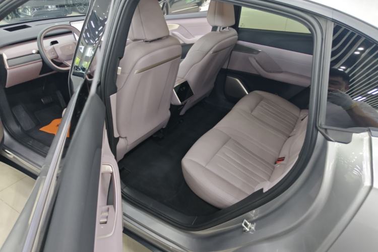 Used ONVO L60 2024 60 kWh Rear-Drive Version Left Rear Seat