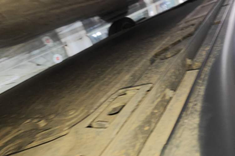 Used ONVO L60 2024 60 kWh All-Wheel Drive Left Side Sill