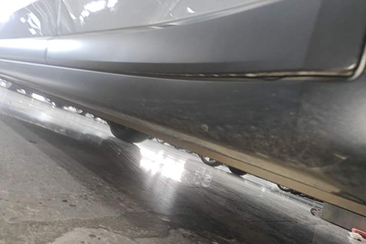 Used ONVO L60 2024 60 kWh Rear-Drive Version Left Side Sill