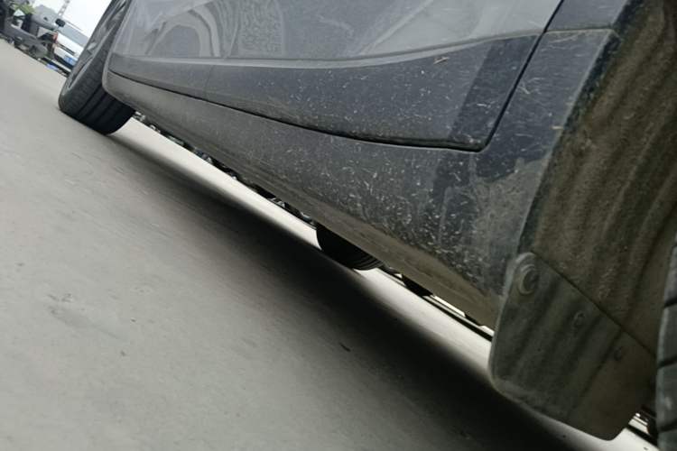 Used ONVO L60 2024 60 kWh Rear-Drive Version Left Side Sill