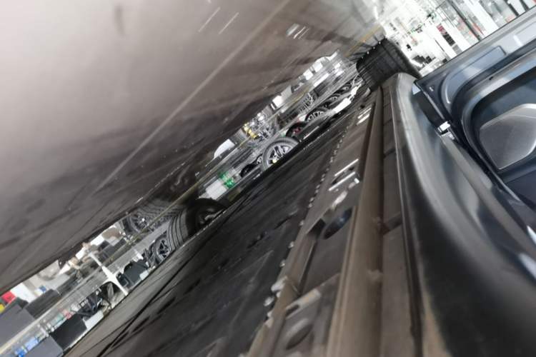 Used ONVO L60 2024 60 kWh Rear-Drive Version Left Side Sill