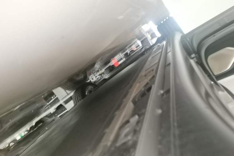 Used ONVO L60 2024 60 kWh Rear-Drive Version Left Side Sill