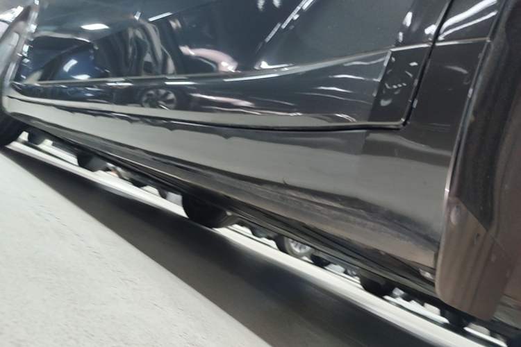 Used ONVO L60 2024 60 kWh Rear-Drive Version Left Side Sill