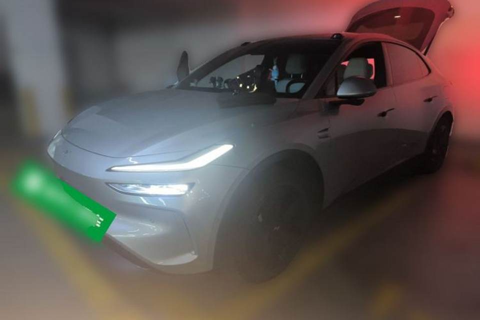 ONVO L60 2024