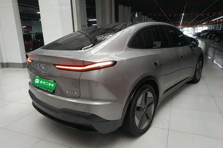 Used ONVO L60 2024 60 kWh Rear-Drive Version Rear Right 45 Deg