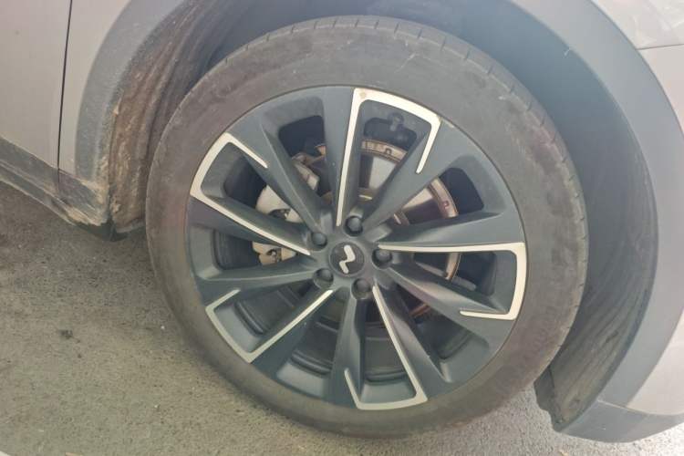 Used ONVO L60 2024 60 kWh Rear-Drive Version Right Front Wheel Hub