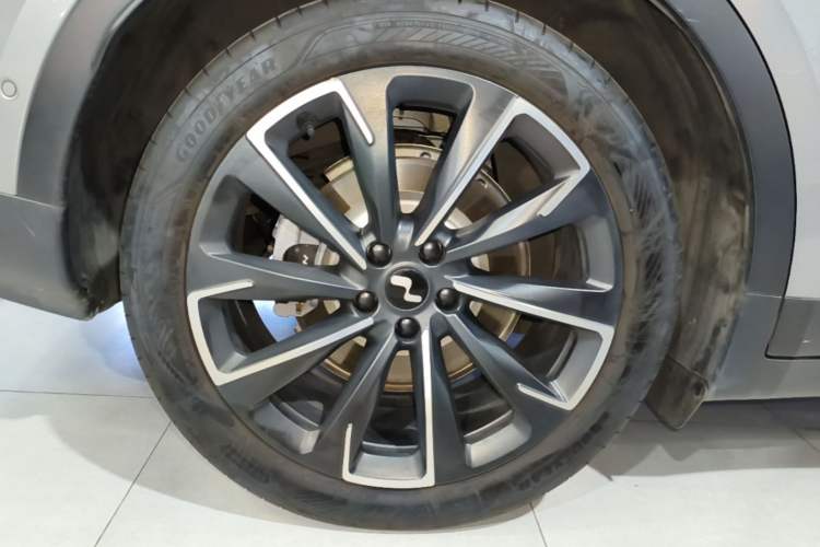 Used ONVO L60 2024 60 kWh Rear-Drive Version Right Rear Wheel Hub