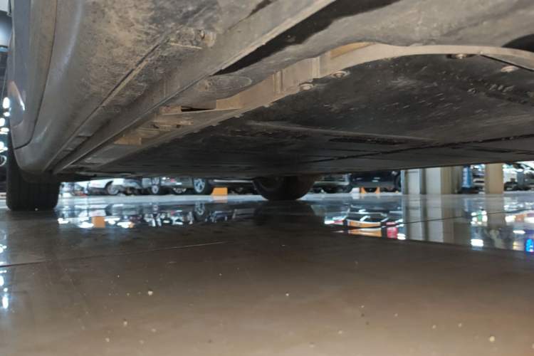 Used ONVO L60 2024 60 kWh Rear-Drive Version Right Side Sill