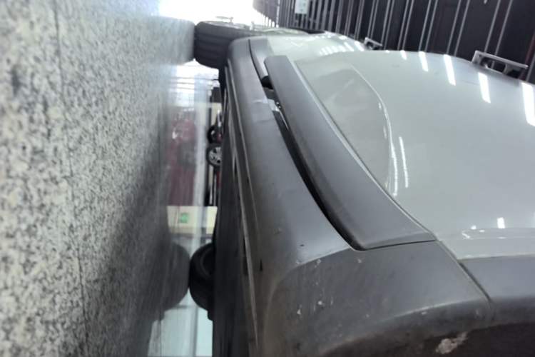 Used ONVO L60 2024 60 kWh Rear-Drive Version Right Side Sill