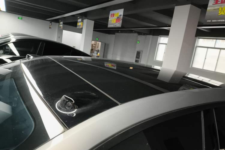 Used ONVO L60 2024 60 kWh Rear-Drive Version Roof