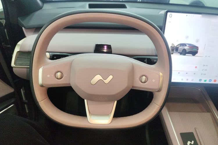 Used ONVO L60 2024 60 kWh Rear-Drive Version Steering Wheel