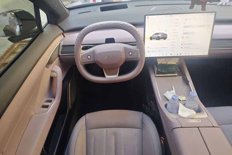 Used ONVO L60 2024 60 kWh Rear-Drive Version Steering Wheel