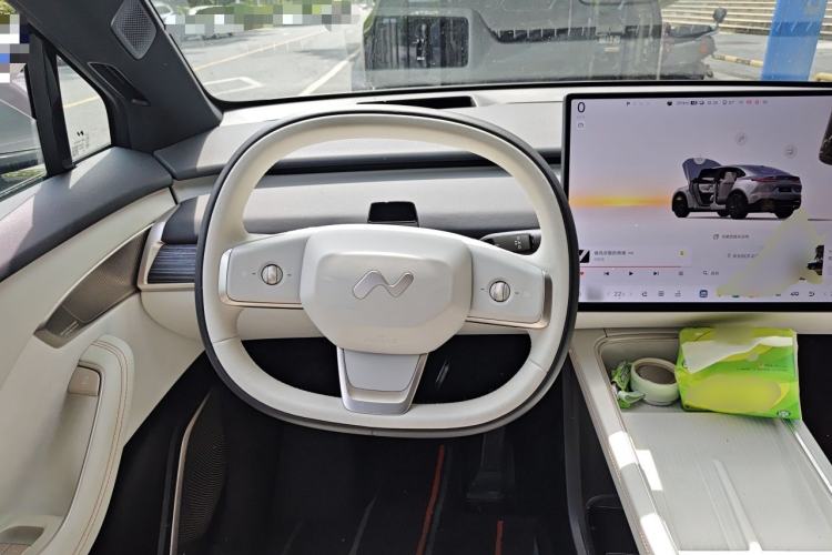 Used ONVO L60 2024 60 kWh Rear-Drive Version Steering Wheel
