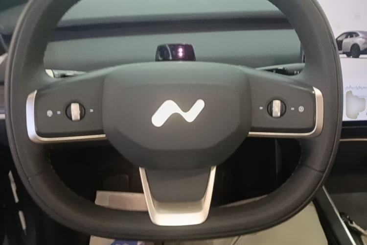 Used ONVO L60 2024 60 kWh Rear-Drive Version Steering Wheel