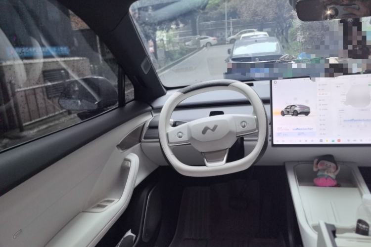 Used ONVO L60 2024 60 kWh Rear-Drive Version Steering Wheel