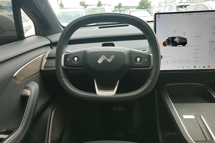 Used ONVO L60 2024 60 kWh Rear-Drive Version Steering Wheel