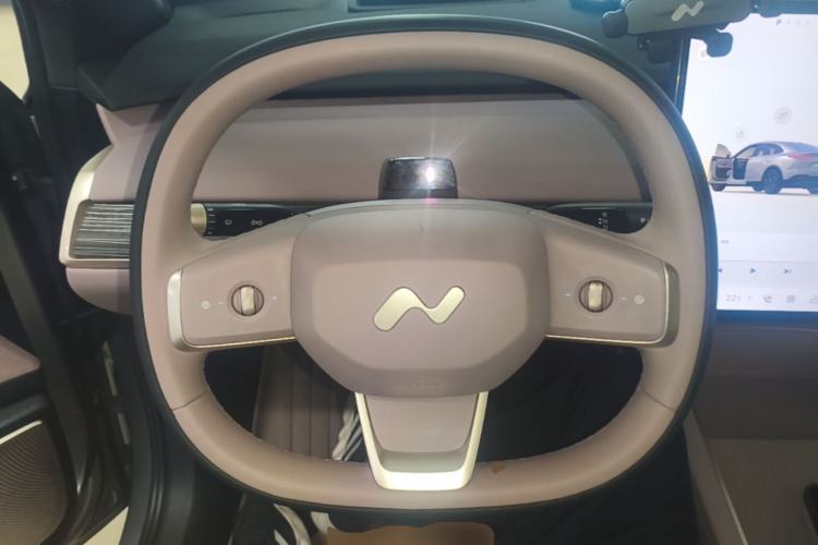 Used ONVO L60 2024 60 kWh Rear-Drive Version Steering Wheel