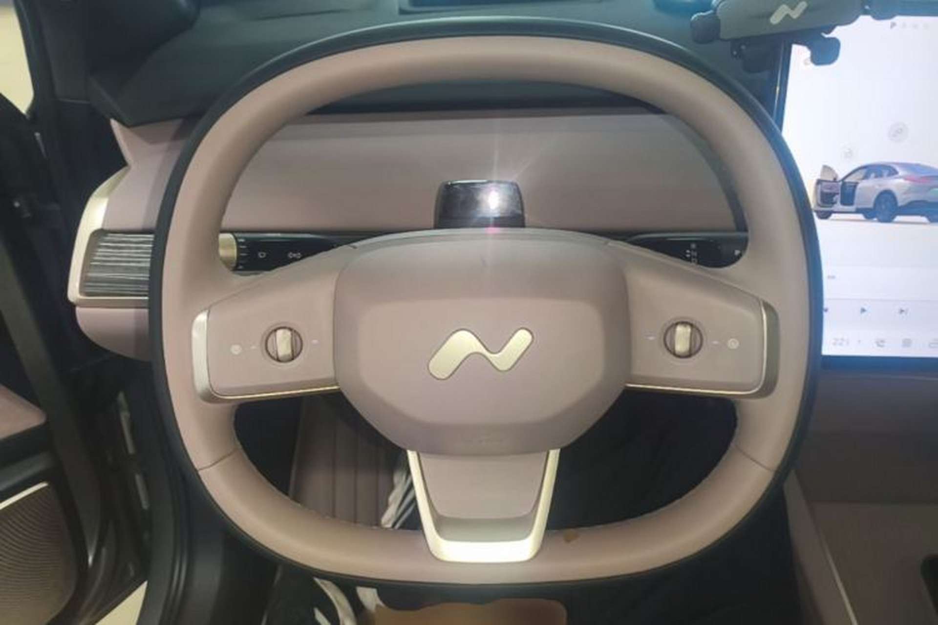Used ONVO L60 2024 60 kWh Rear-Drive Version Steering Wheel
