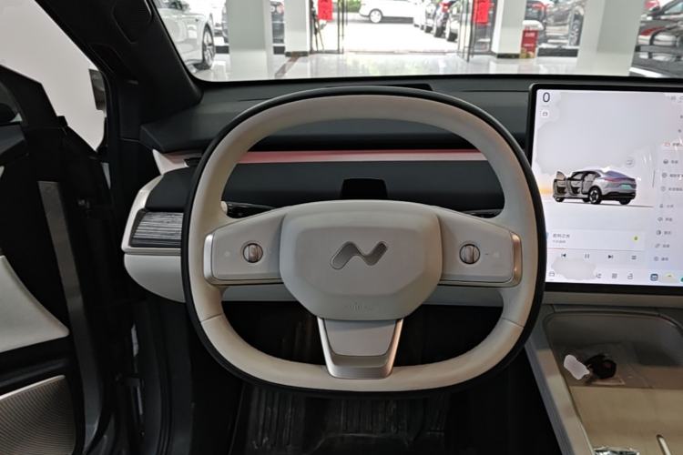 Used ONVO L60 2024 60 kWh Rear-Drive Version Steering Wheel