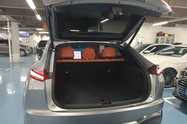 Used ONVO L60 2024 60 kWh Rear-Drive Version Trunk