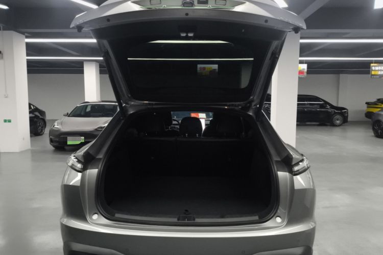 Used ONVO L60 2024 60 kWh Rear-Drive Version Trunk