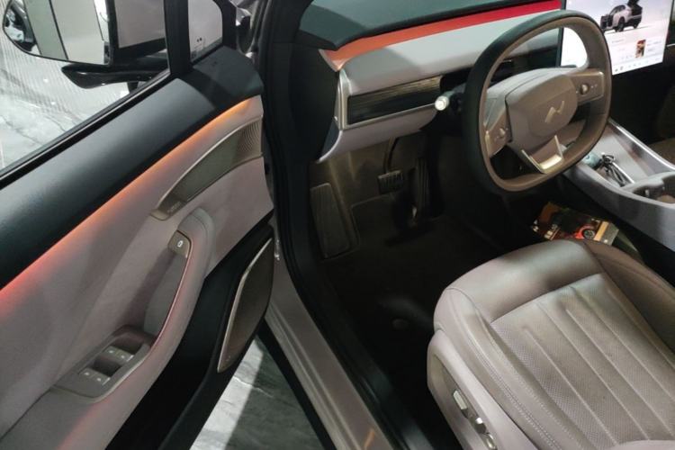 Used ONVO L60 2024 60 kWh Rear-Drive Version Driver Seat
