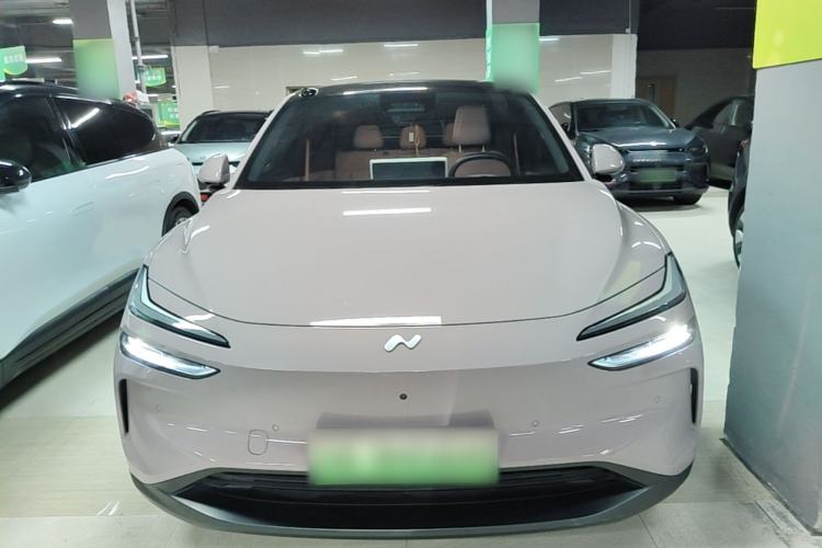 Used ONVO L60 2024 60 kWh Rear-Drive Version Front