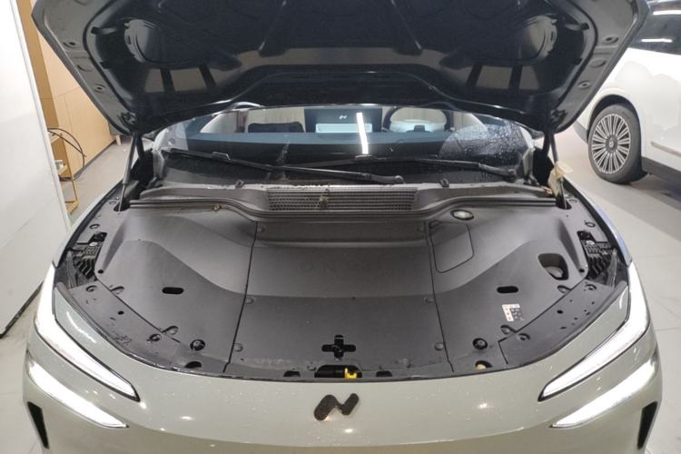 Used ONVO L60 2024 60 kWh Rear-Drive Version Engine Bay