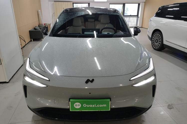 Used ONVO L60 2024 60 kWh Rear-Drive Version Front