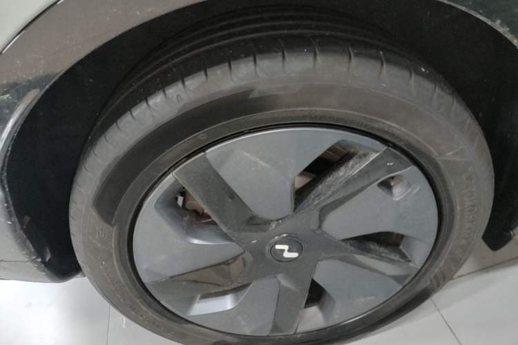 Used ONVO L60 2024 60 kWh Rear-Drive Version Right Rear Wheel Hub