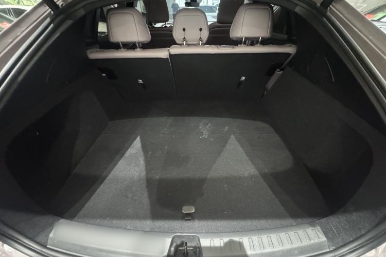 Used ONVO L60 2024 60 kWh Rear-Drive Version Interior 12