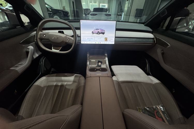 Used ONVO L60 2024 60 kWh Rear-Drive Version Interior 3