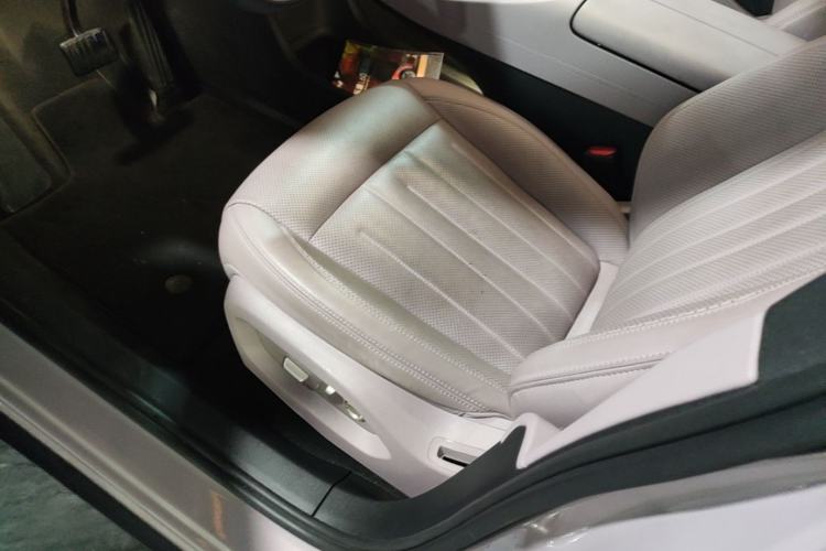 Used ONVO L60 2024 60 kWh Rear-Drive Version Left Front Seat