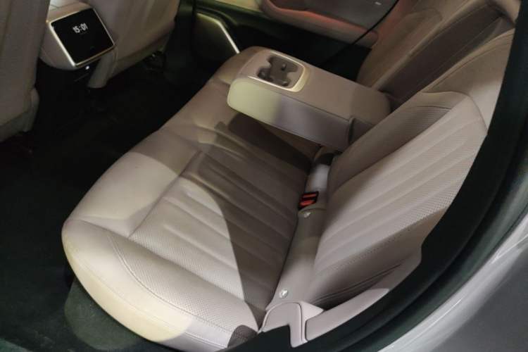 Used ONVO L60 2024 60 kWh Rear-Drive Version Left Rear Seat