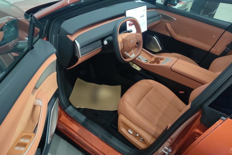 Used ONVO L60 2024 60 kWh All-Wheel Drive Driver Seat