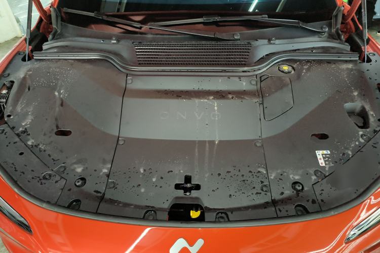 Used ONVO L60 2024 60 kWh All-Wheel Drive Engine Bay